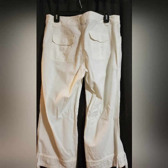 Size 8 white linen Capri - Picture 4 of 4